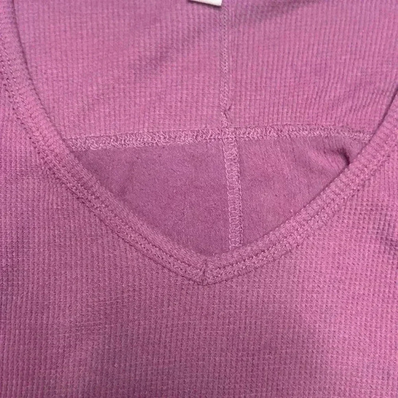 Altar’d State Thermal Top Shirt Pullover Blouse Burgundy Waffle Top Size S - Picture 2 of 5